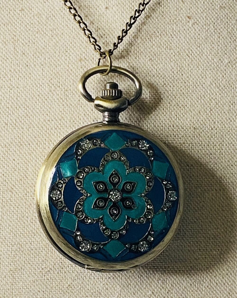 NWT Pocket Watch Double-Sided Necklace- Functioning Quartz Clock - New Battery